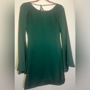 Akira Short Bell Sleeved Dress in Kelly Green